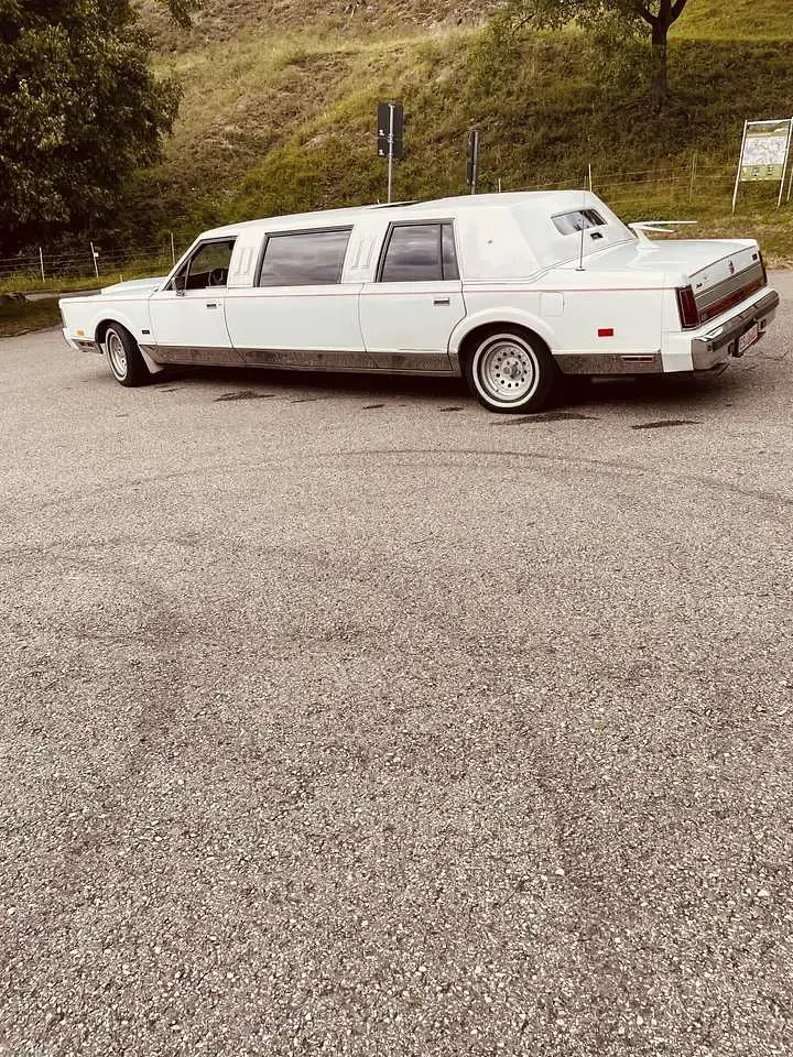 Gebraucht Lincoln Town Car 152 PS (111 kW) 1989 Weiß Limousine