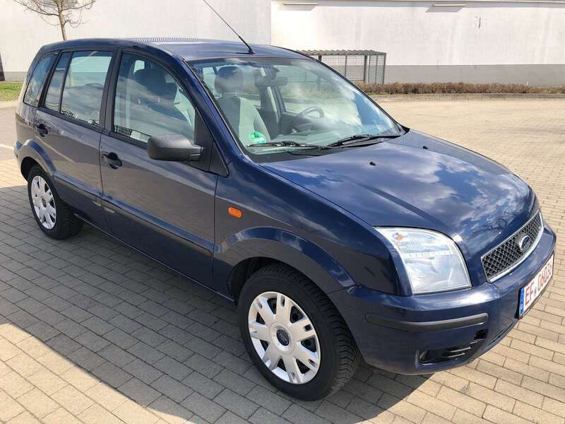 Blau Gebraucht 2004 Ford Fusion Limousine | 4.650 € (Teuer) - Bild 1/4