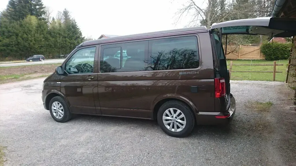 Gebraucht VW T6 California 150 PS (110 kW) 2018 Braun Van