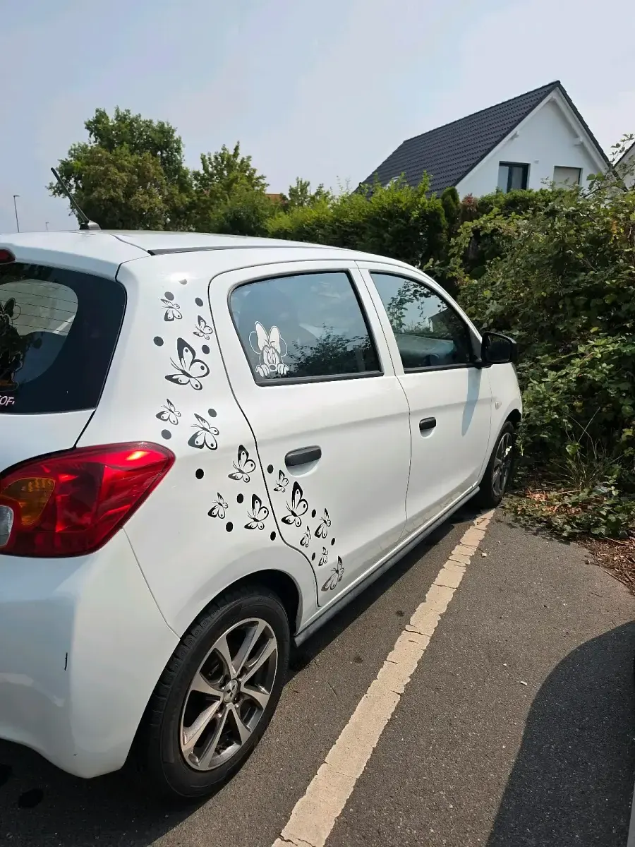 Gebraucht Mitsubishi Space Star 71 PS (52 kW) 2015 Weiß Kleinwagen
