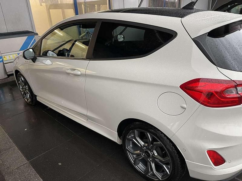Gebraucht Ford Fiesta S 125 PS (91 kW) 2020 Weiß Kleinwagen