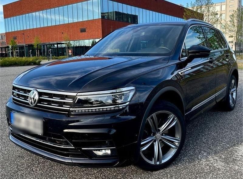 Schwarz Gebraucht 2017 VW Tiguan R-line SUV | 23.900 € (Fairer Preis) - Bild 1/4