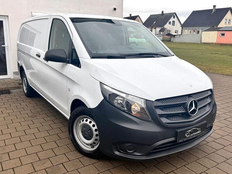 Gebraucht Mercedes Vito 102 PS (75 kW) 2021 Weiß Van