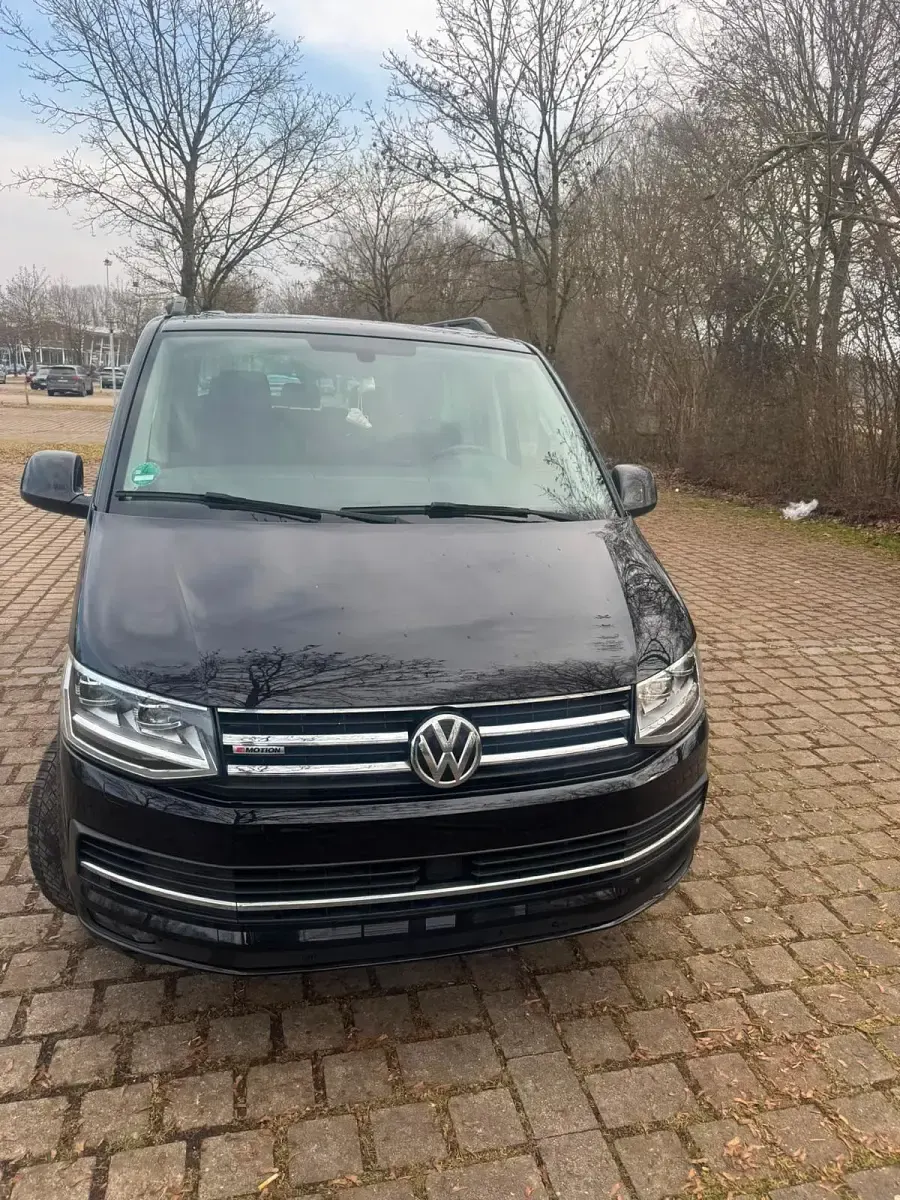 Gebraucht VW Multivan Highline 204 PS (150 kW) 2016 Schwarz Van / Kleinbus