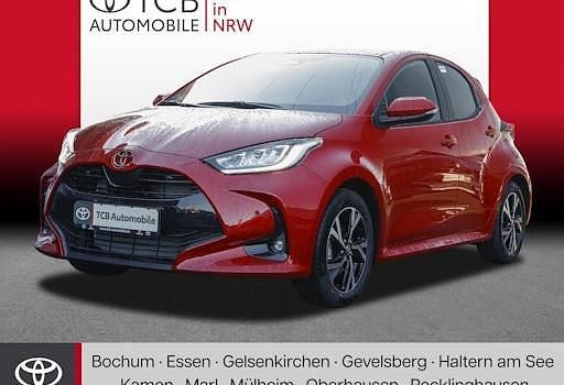 Neu Toyota Yaris Hybrid 116 PS (85 kW) 2025 Rot Limousine