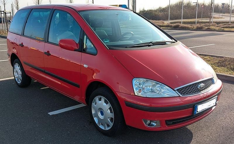 Gebraucht Ford Galaxy Ambiente 140 PS (102 kW) 2006 Rot Van / Kleinbus