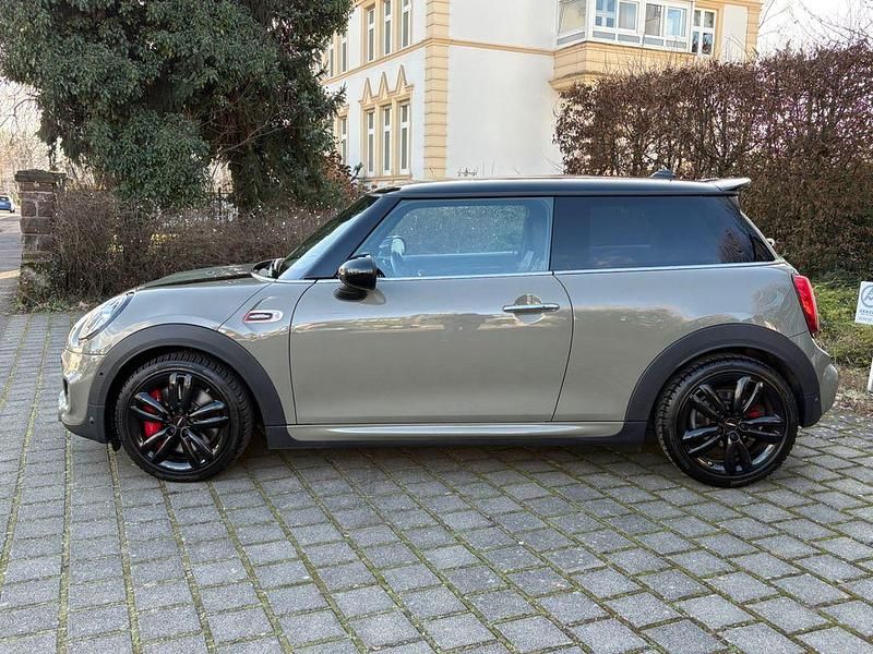 Gebraucht Mini John Cooper Works 231 PS (169 kW) 2020 Grau Kleinwagen