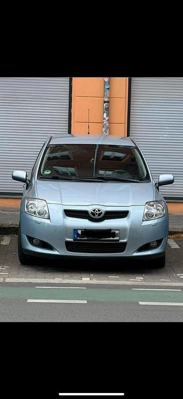 Silber Gebraucht 2008 Toyota Auris Kleinwagen | 2.790 € (Guter Preis) - Bild 1/4