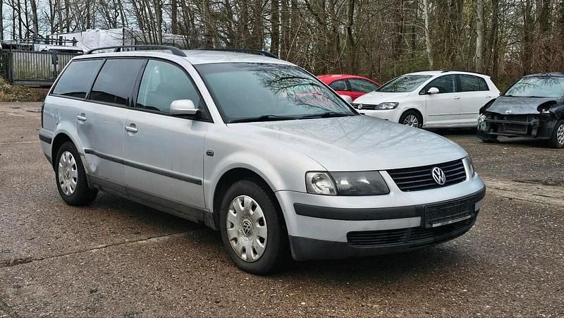 Gebraucht VW Passat 101 PS (74 kW) 1998 Kombi