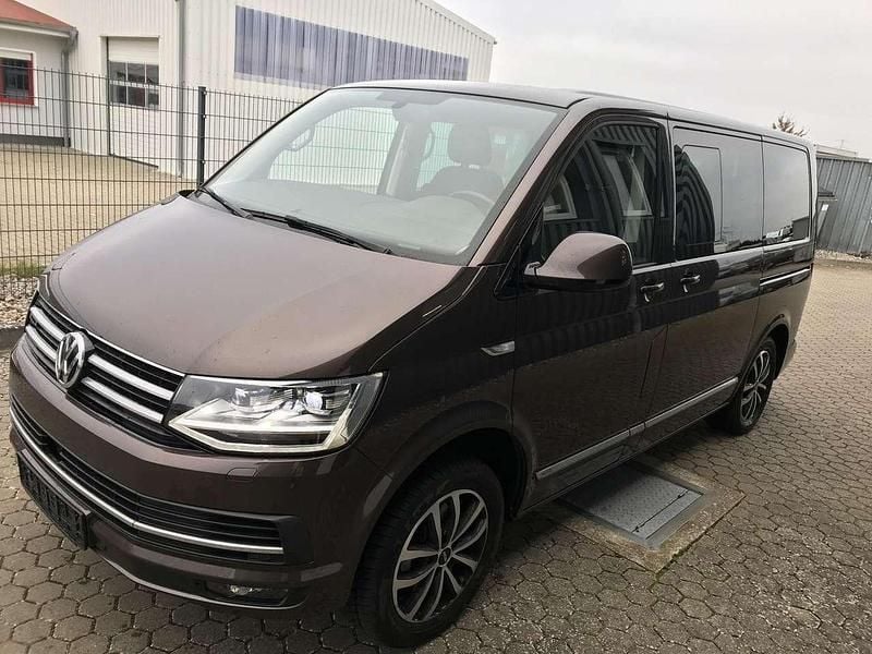 Braun Gebraucht 2016 VW Multivan Highline Van | 32.689 € (Superpreis) - Bild 1/4