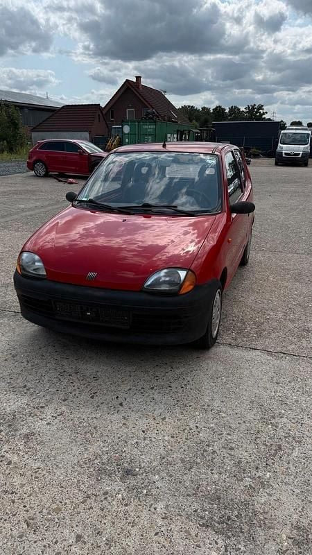 Rot Gebraucht 1998 Fiat Seicento S Kleinwagen | 399 € - Bild 1/4