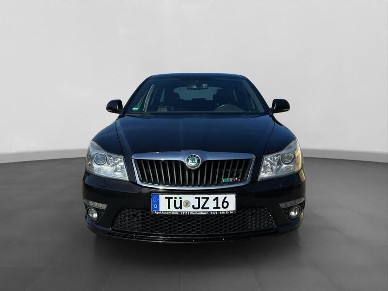 Schwarz Gebraucht 2012 Skoda Octavia RS Kombi | 4.399 € (Superpreis) - Bild 1/4