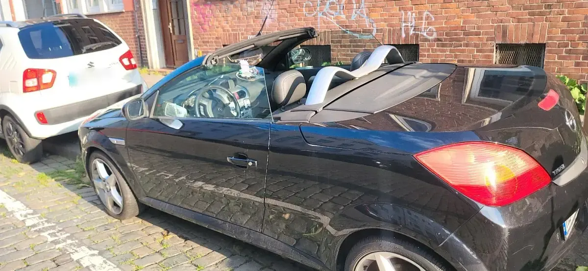 Gebraucht Opel Tigra 125 PS (91 kW) 2005 Schwarz Cabrio