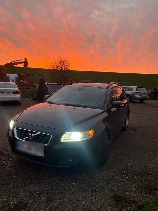 Gebraucht Volvo V50 136 PS (100 kW) 2008 Grau Kombi