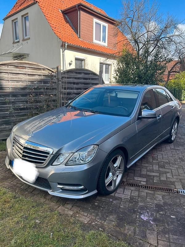 Gebraucht Mercedes E350 265 PS (194 kW) 2013 Grau Limousine
