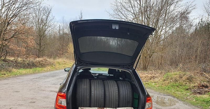 Gebraucht Skoda Octavia 180 PS (132 kW) 2013 Schwarz Kombi