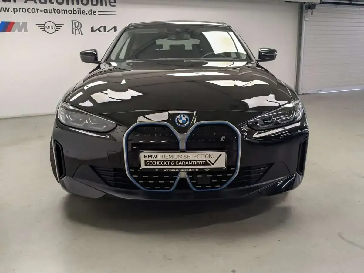 Gebraucht BMW i4 Sport Line 210 kW (286 PS) 2024 Schwarz Limousine
