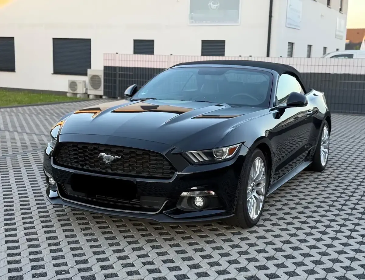 Gebraucht Ford Mustang Premium 317 PS (233 kW) 2017 Schwarz Cabrio