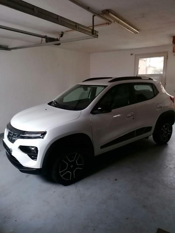Gebraucht Dacia Spring Comfort 33 kW (45 PS) 2022 Weiß Kleinwagen