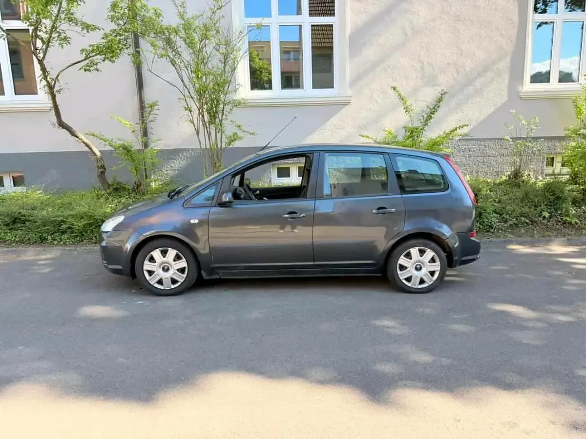 Gebraucht Ford C-MAX 101 PS (74 kW) 2008 Andere farben Van / Kleinbus