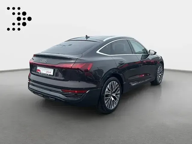 Gebraucht Audi Q8 Sportback e-tron Advanced Plus 300 kW (408 PS) 2024 Madeirabraun metallic SUV