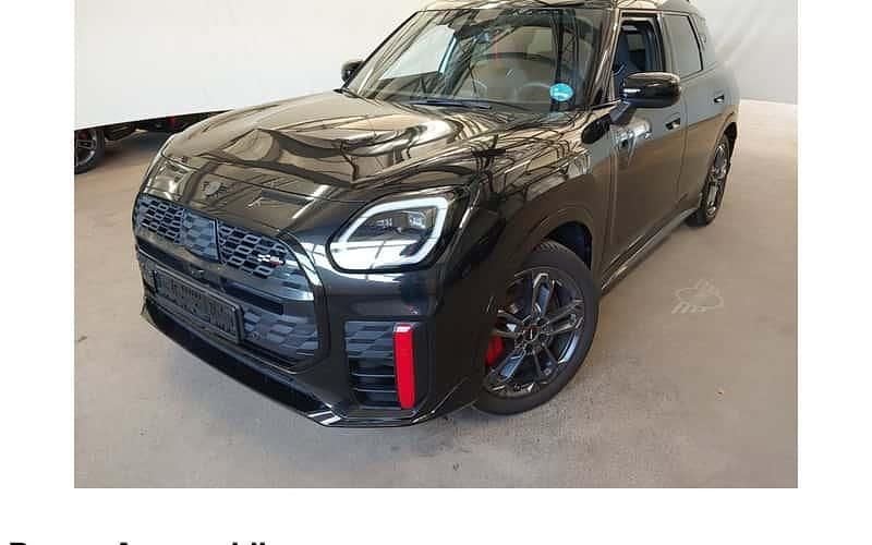 Schwarz Gebraucht 2024 Mini John Cooper Works Countryman Classic SUV | 43.790 € - Bild 1/4