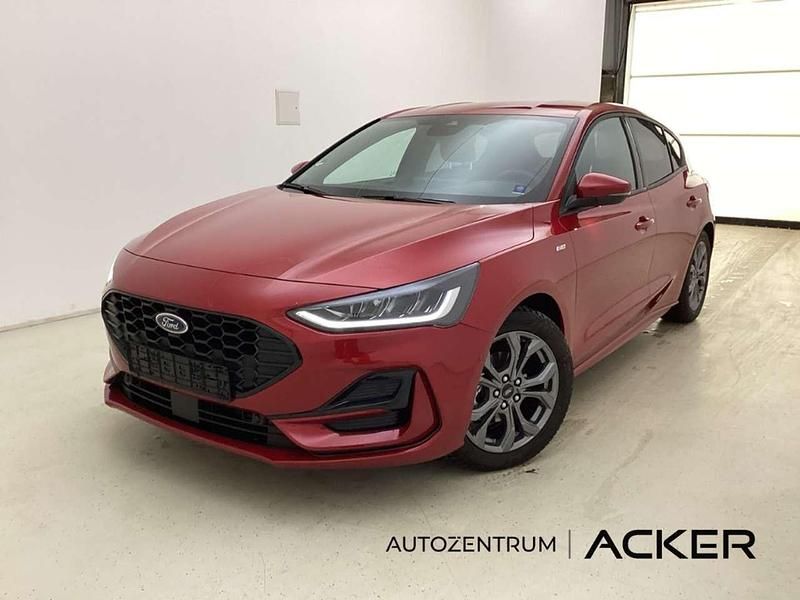 Rot Gebraucht 2025 Ford Focus ST-Line X Limousine | 24.890 € (Guter Preis) - Bild 1/1