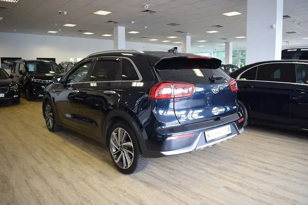 Gebraucht Kia Niro Vision 141 PS (103 kW) 2017 Blau SUV