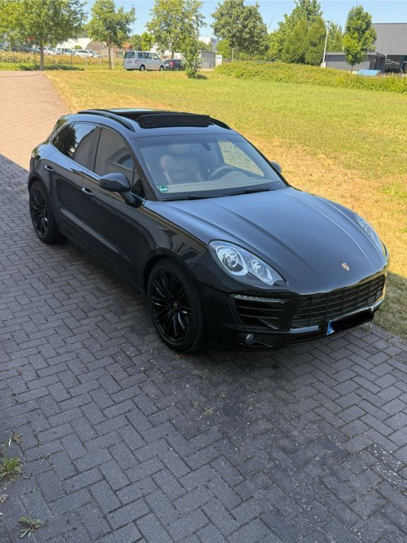 Schwarz Gebraucht 2014 Porsche Macan S SUV | 22.900 € (Guter Preis) - Bild 1/4