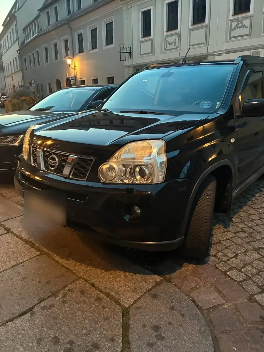 Gebraucht Nissan X-Trail 150 PS (110 kW) 2010 Schwarz SUV