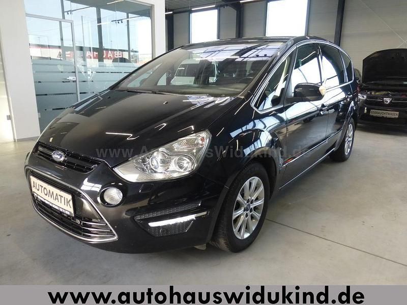 Gebraucht Ford S-MAX Titanium 203 PS (149 kW) 2014 Schwarz Van / Kleinbus