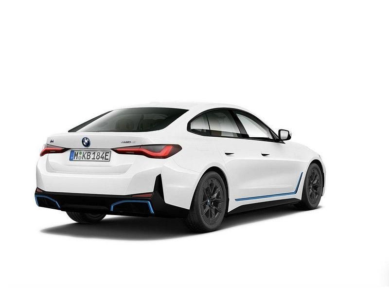 Gebraucht BMW i4 250 kW (340 PS) 2023 Weiß Limousine