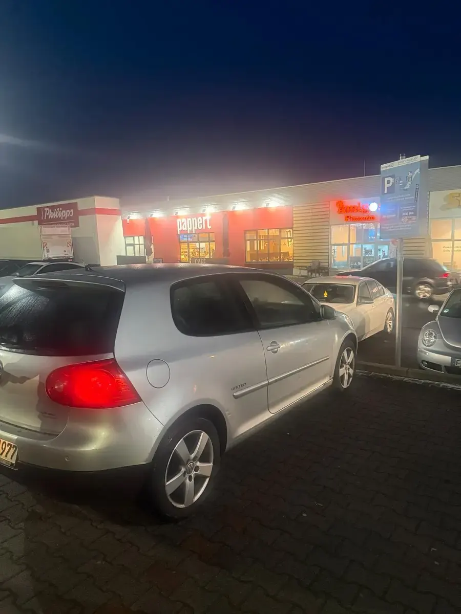 Używany VW Golf V 80 KM (58 kW) 2008 Szary Hatchback