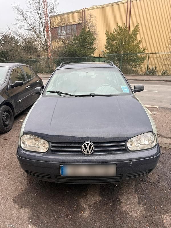 Blau Gebraucht 2004 VW Golf IV Kombi | 650 € (Fairer Preis) - Bild 1/4