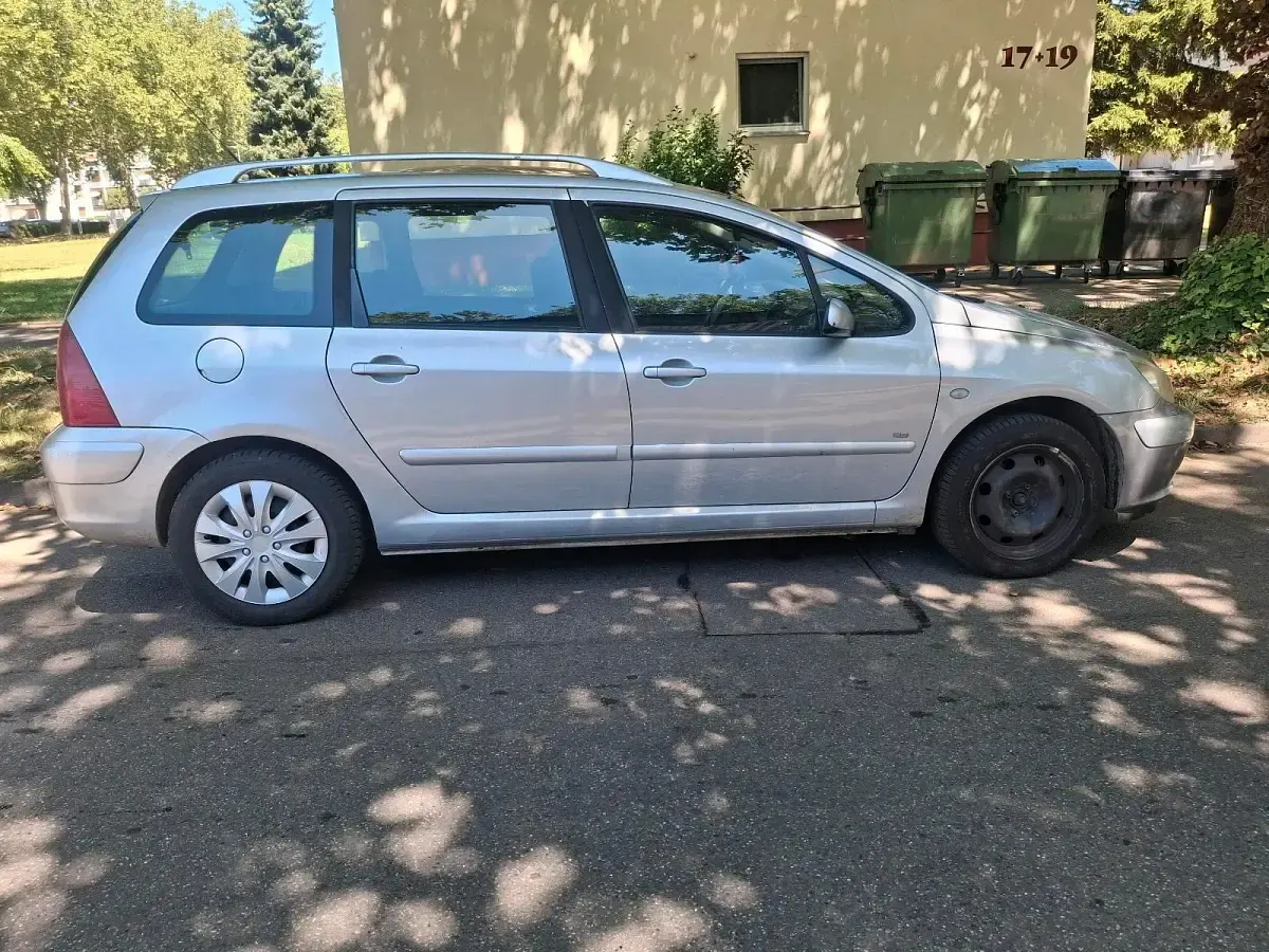 Gebraucht Peugeot 307 135 PS (99 kW) 2004 Silber Kombi