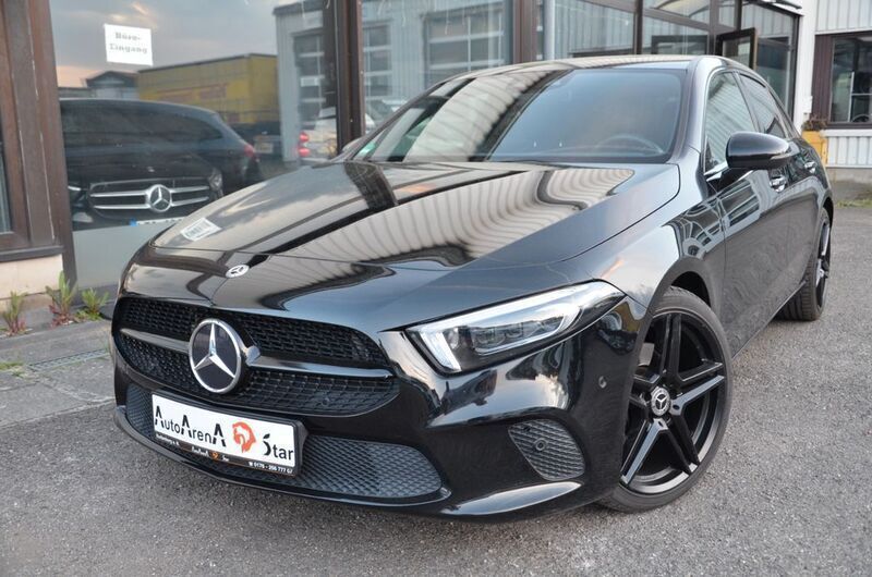 Schwarz Gebraucht 2019 Mercedes A220 Limousine | 18.990 € (Fairer Preis) - Bild 1/4