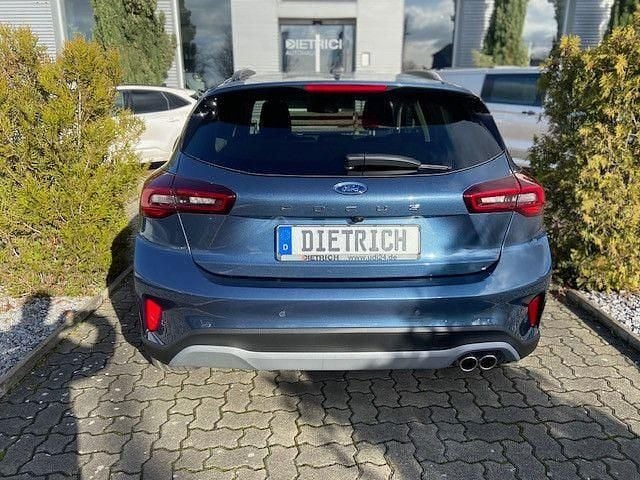 Gebraucht Ford Focus Active X 155 PS (114 kW) 2024 Chrome blue Limousine