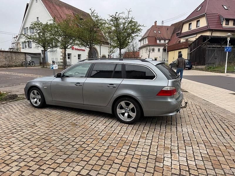 Second-hand BMW 525 177 CP (130 kW) 2004 Argintiu Break