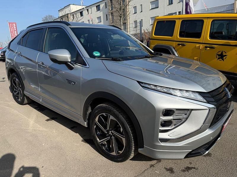 Gebraucht Mitsubishi Eclipse Cross Plus 98 PS (72 kW) 2022 Silber SUV