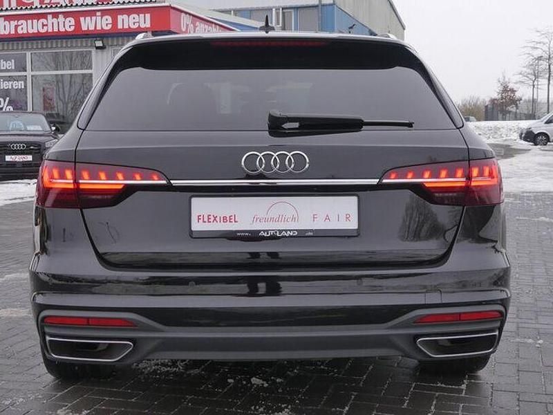 Gebraucht Audi A4 Comfort 204 PS (150 kW) 2022 Schwarz Kombi