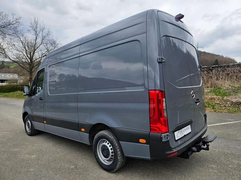 Gebraucht Mercedes Sprinter 170 PS (125 kW) 2021 Grau Van