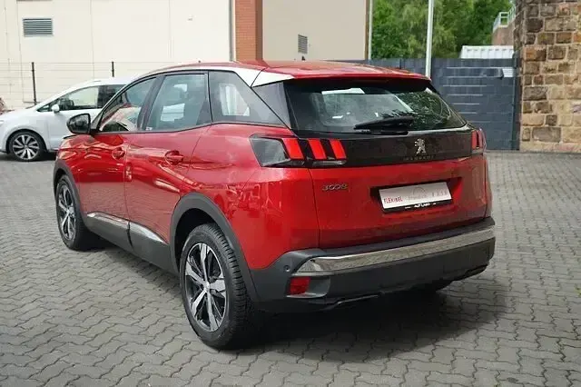 Gebraucht Peugeot 3008 Allure 131 PS (96 kW) 2020 Rot SUV