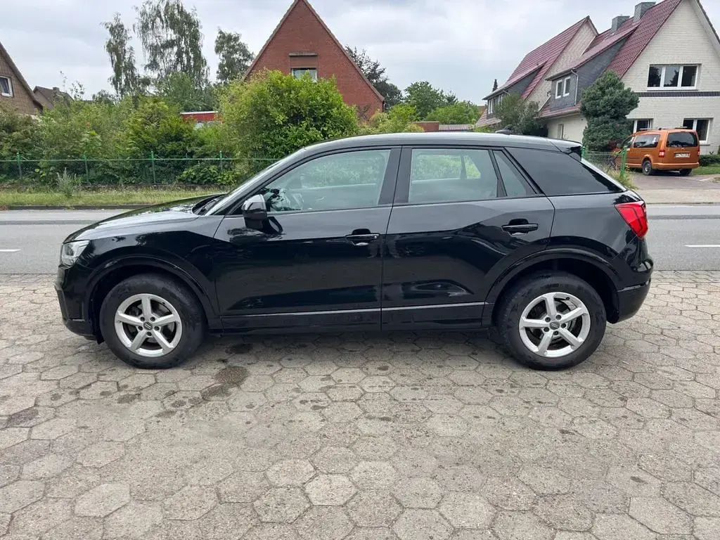 Gebraucht Audi Q2 Sport 116 PS (85 kW) 2020 Schwarz SUV