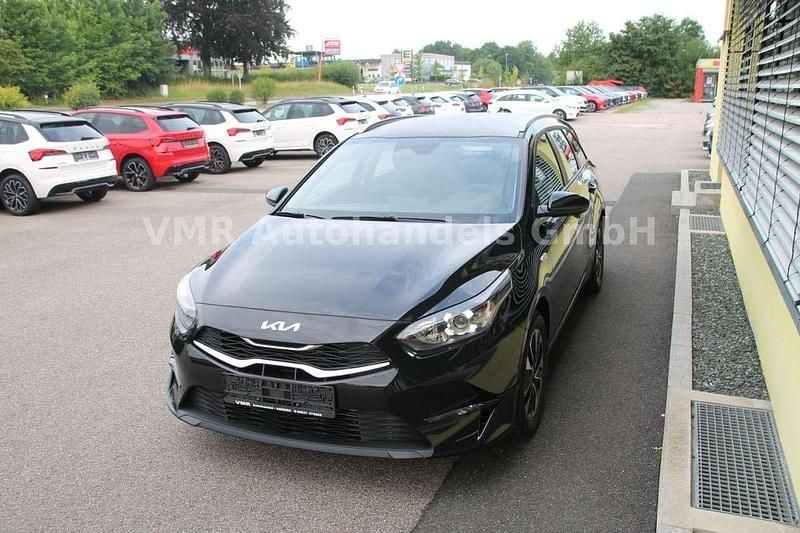 Neu Kia Ceed Sportswagon 140 PS (102 kW) 2025 Schwarz Kombi