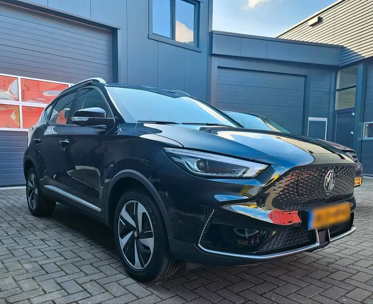 Gebraucht MG ZS Luxury 130 kW (177 PS) 2023 Schwarz SUV