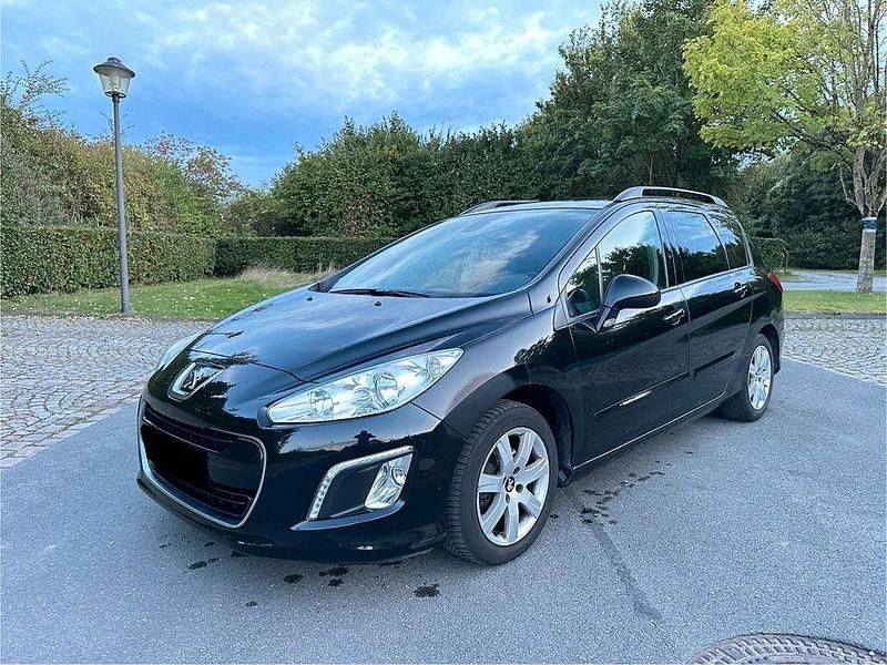 Schwarz Gebraucht 2011 Peugeot 308 Kombi | 1.690 € (Guter Preis) - Bild 1/4