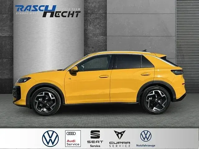 Gebraucht VW T-Roc Cabriolet R-line 150 PS (110 kW) 2026 Gelb SUV