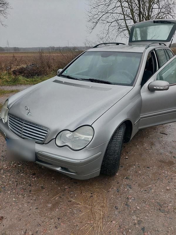 Gebraucht Mercedes C270 170 PS (125 kW) 2003 Grau Kombi