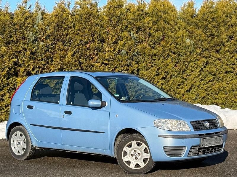 Gebraucht Fiat Punto Dynamic 60 PS (44 kW) 2004 Blau Limousine