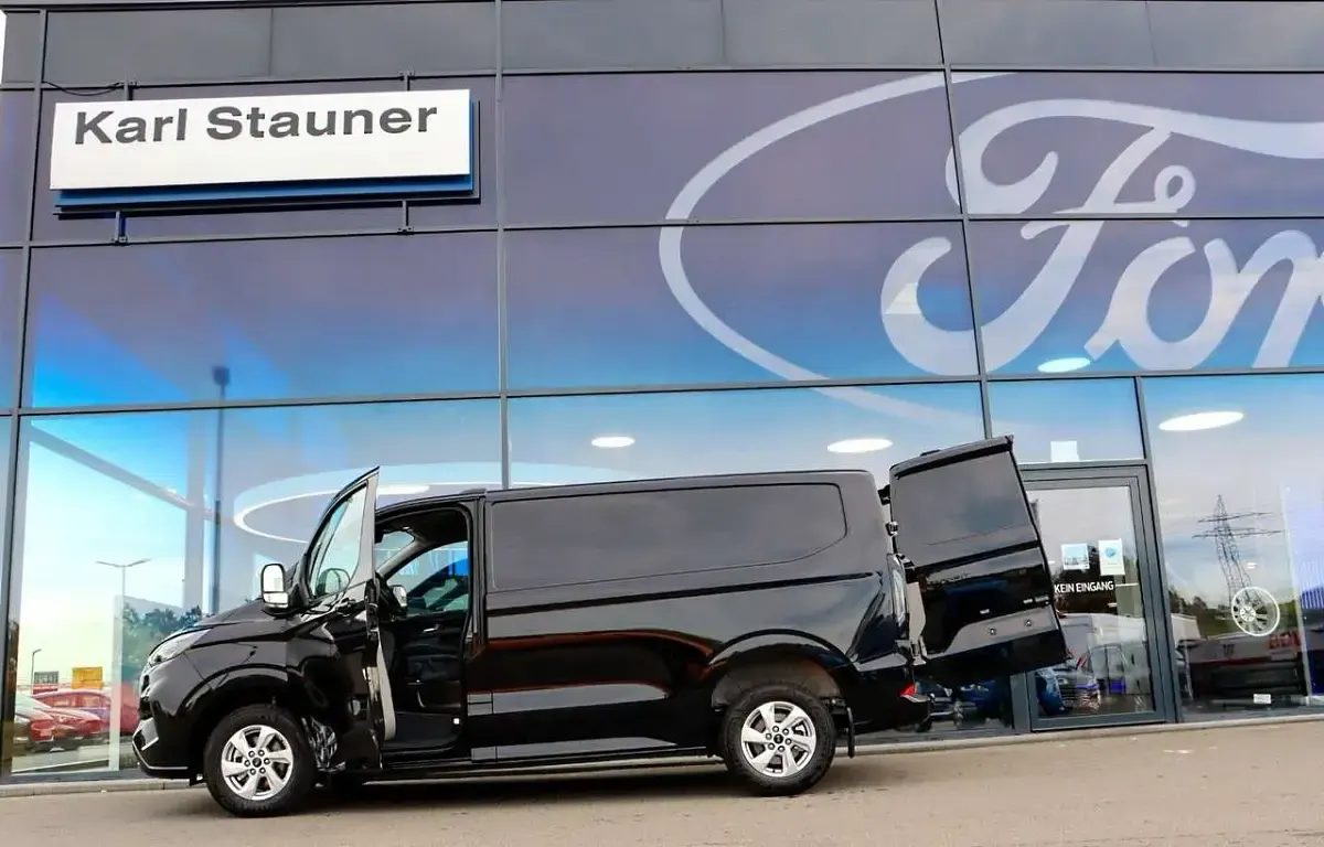 Neu Ford Transit Custom Limited 136 PS (100 kW) 2026 Frozen white Pickup